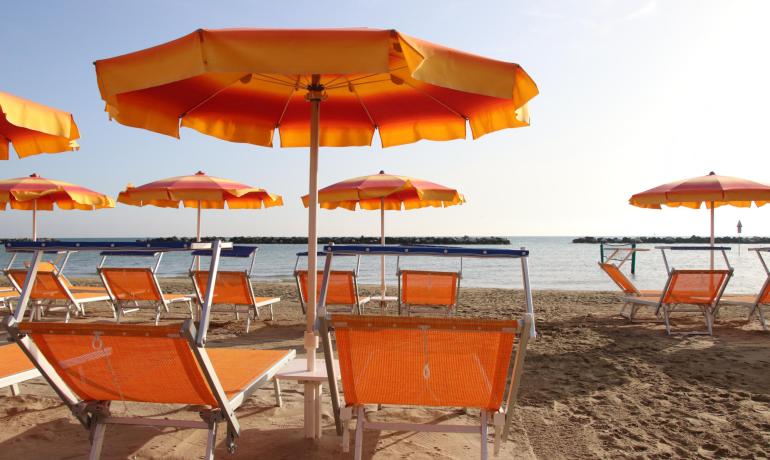 hastoria it offerta-prenota-prima-estate-a-gatteo-mare-in-hotel-3-stelle-vicino-alla-spiaggia 016